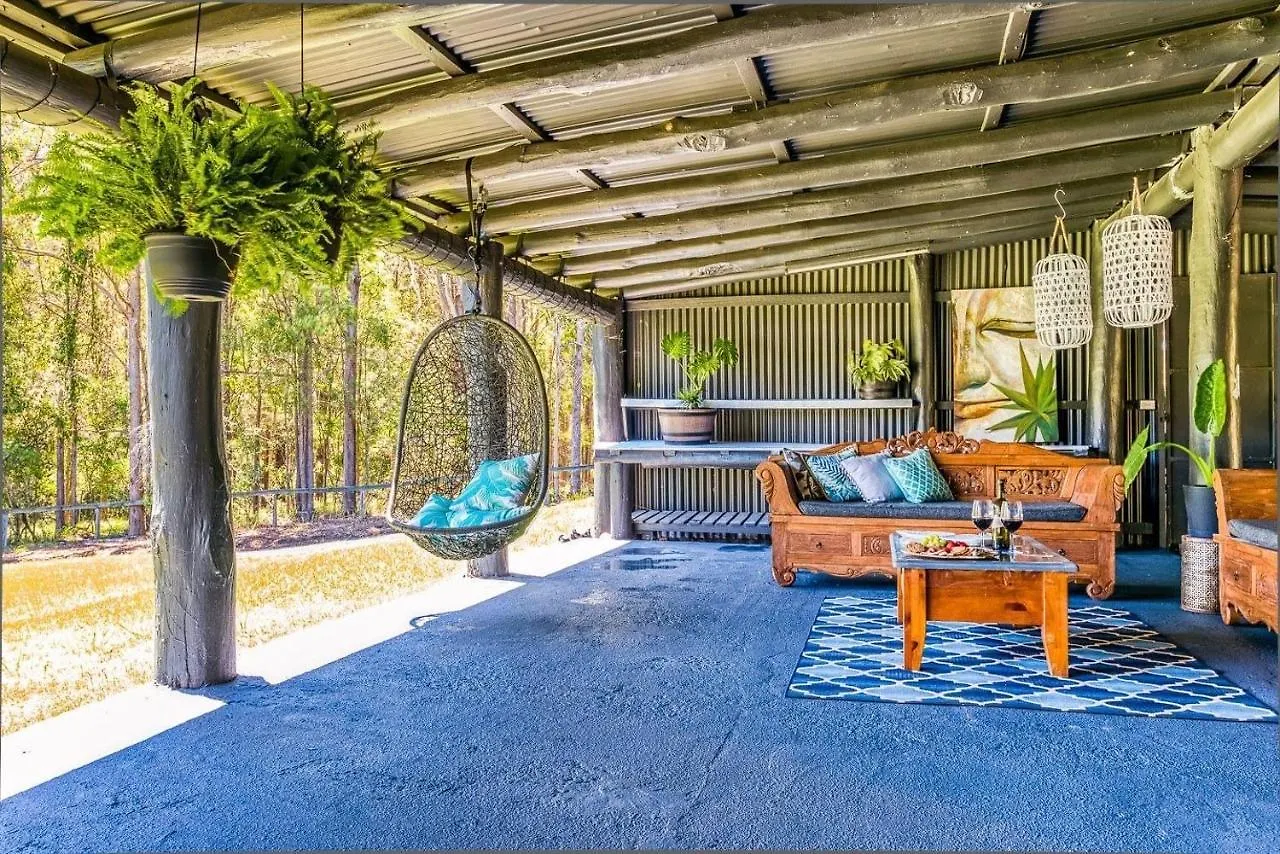 Sunshine Coast Farm Stay Glass House Mountains